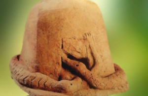 daprc3a8s-le-thc3a8me-du-serpent-cosmogonique-terre-cuite-mali-art-africain-marsailly-blogostelle