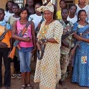 imagesfemmes nigérianes arméesBIS