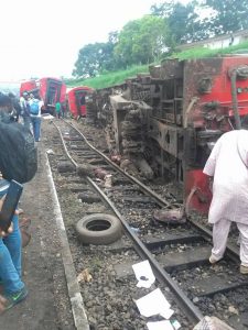 accident-train-douala3