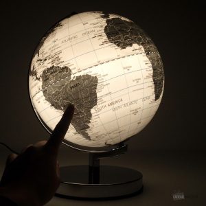 globe-terrestre-lumineux